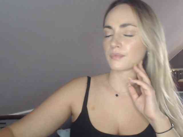 ScarlettXQueen webcam