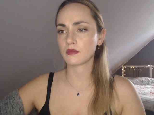 ScarlettXQueen webcam