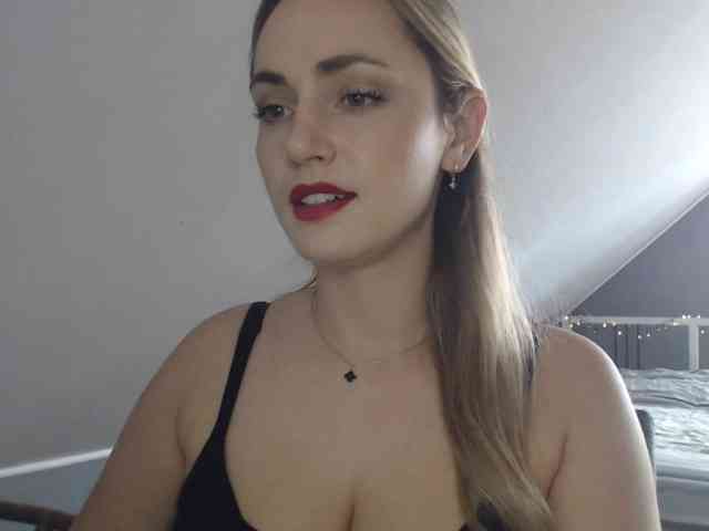ScarlettXQueen webcam