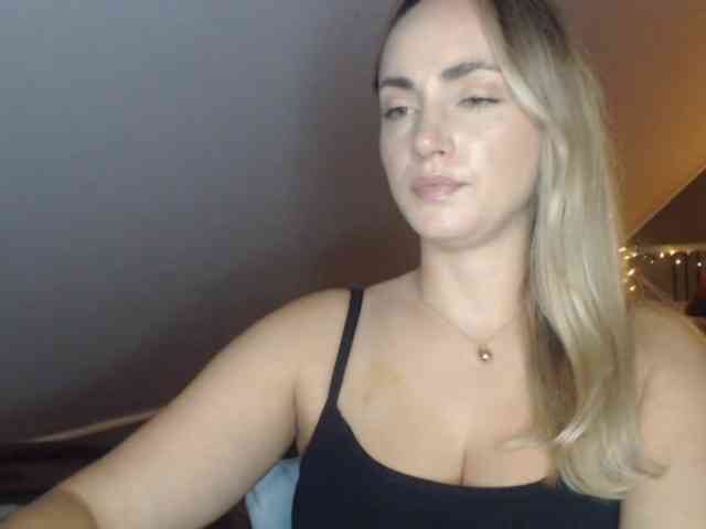 ScarlettXQueen webcam