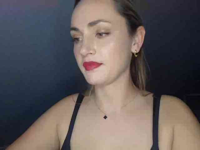 ScarlettXQueen webcam