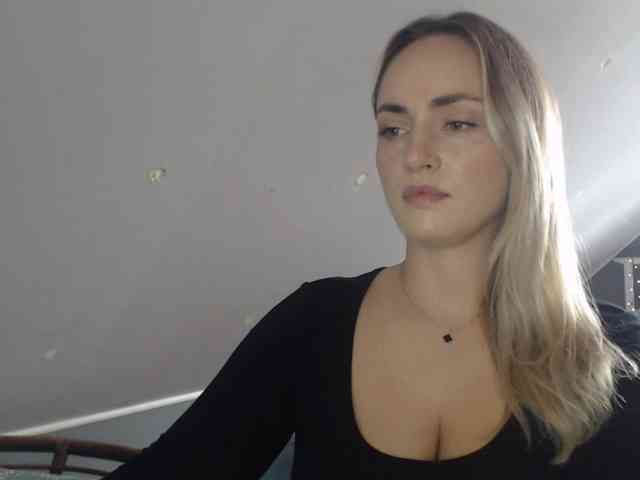 ScarlettXQueen webcam