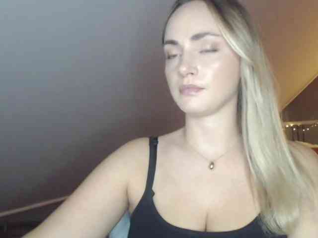 ScarlettXQueen Live Webcam on BongaCams