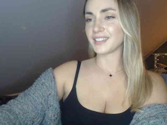ScarlettXQueen webcam