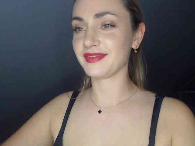 ScarlettXQueen webcam