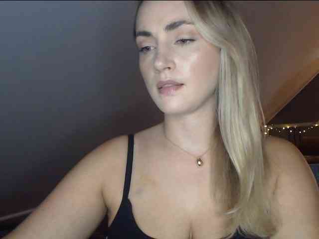 ScarlettXQueen webcam