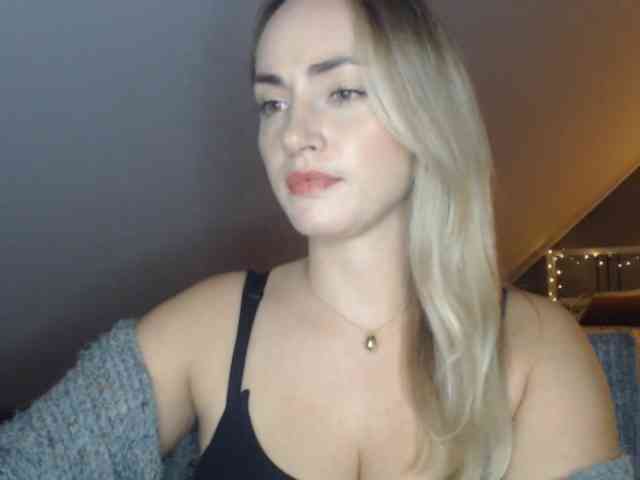 ScarlettXQueen webcam