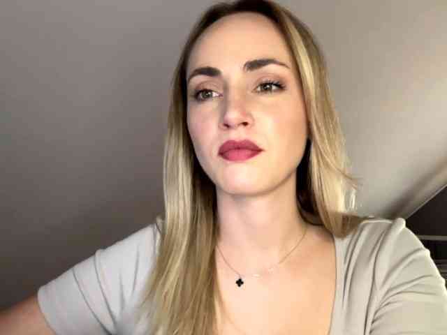 ScarlettXQueen webcam