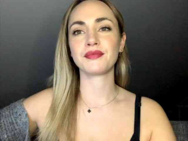 ScarlettXQueen webcam