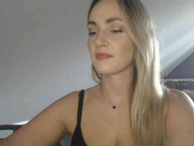 ScarlettXQueen webcam