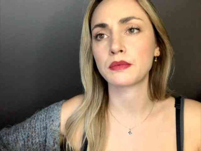 ScarlettXQueen webcam