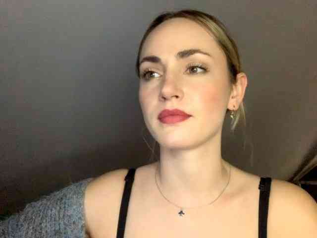 ScarlettXQueen webcam