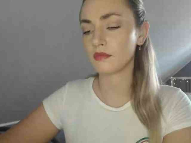 ScarlettXQueen webcam