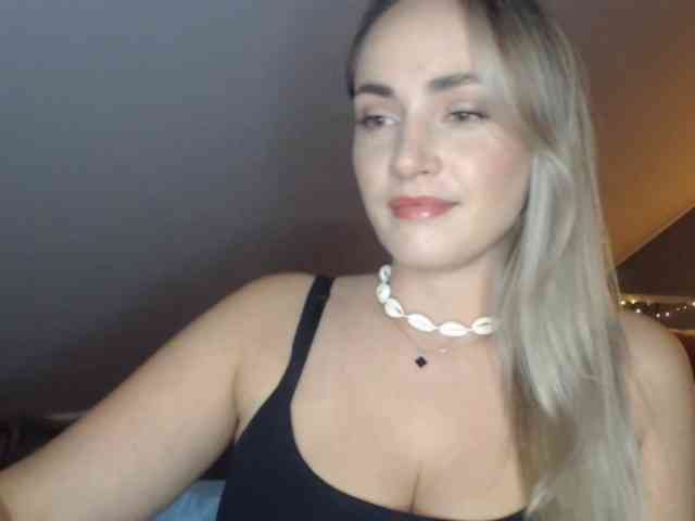 ScarlettXQueen webcam