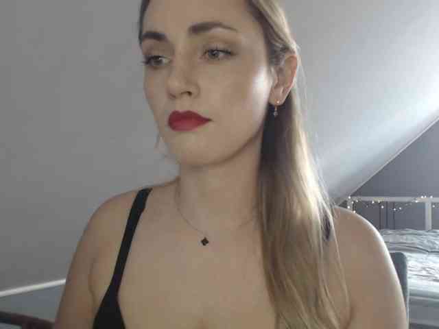ScarlettXQueen webcam