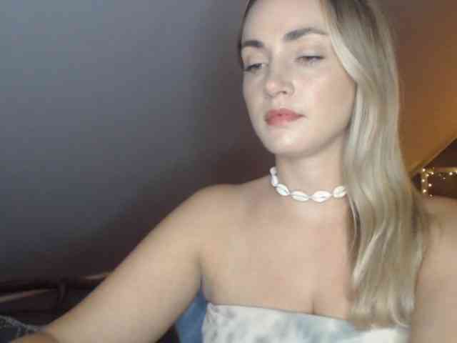 ScarlettXQueen webcam