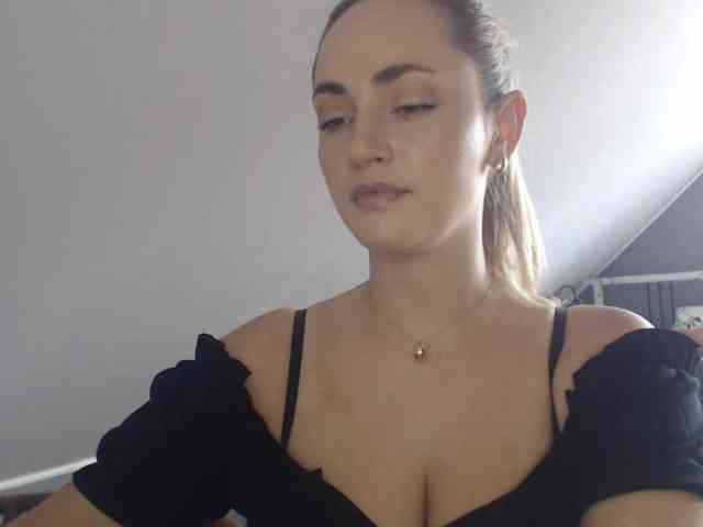 ScarlettXQueen webcam