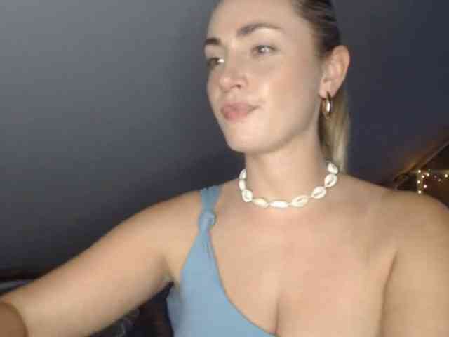 ScarlettXQueen webcam