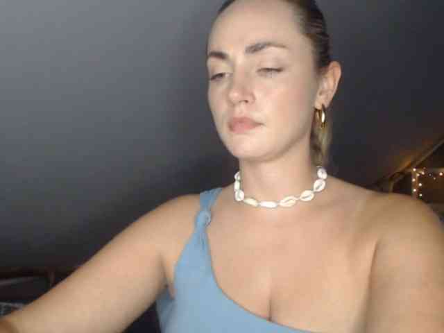 ScarlettXQueen webcam