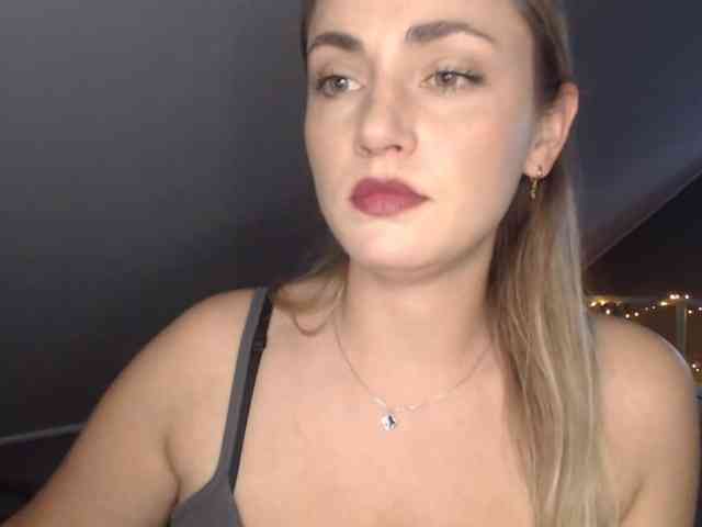 ScarlettXQueen webcam