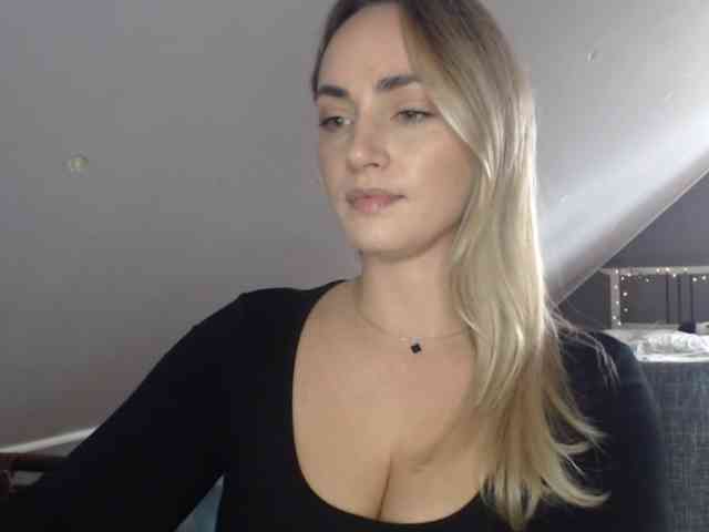 ScarlettXQueen webcam