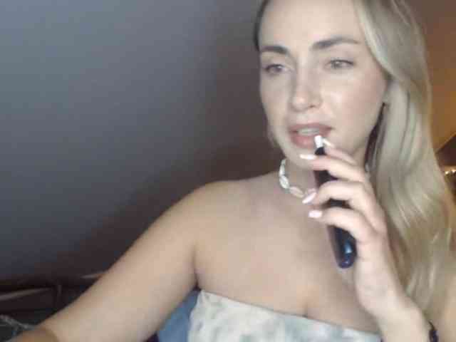 ScarlettXQueen webcam