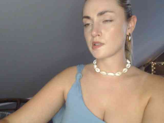 ScarlettXQueen webcam