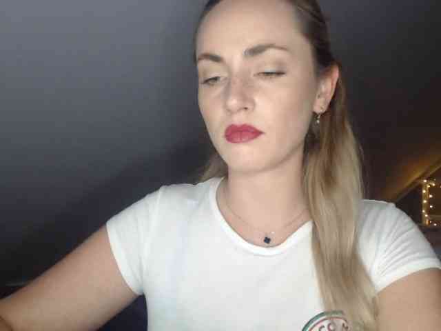 ScarlettXQueen webcam