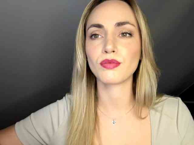 ScarlettXQueen webcam