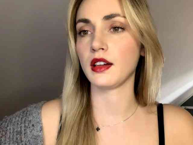 ScarlettXQueen webcam