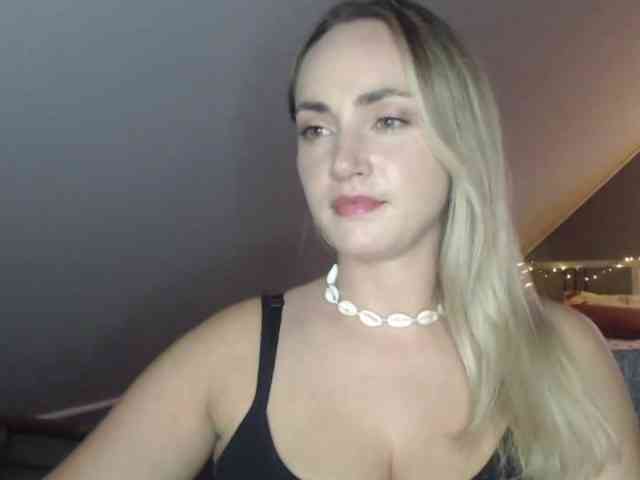 ScarlettXQueen webcam