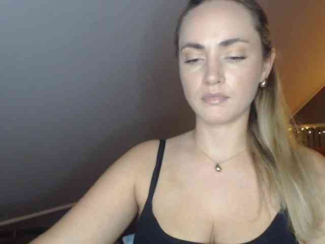 ScarlettXQueen webcam