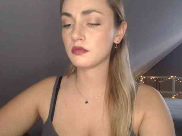 ScarlettXQueen webcam