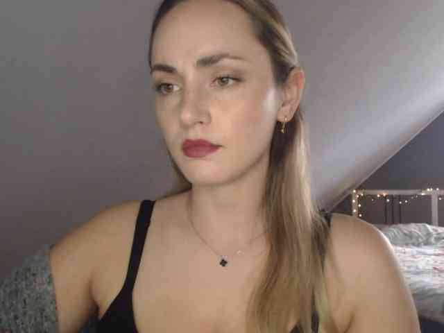 ScarlettXQueen webcam