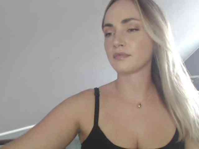ScarlettXQueen webcam