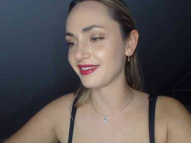 ScarlettXQueen webcam