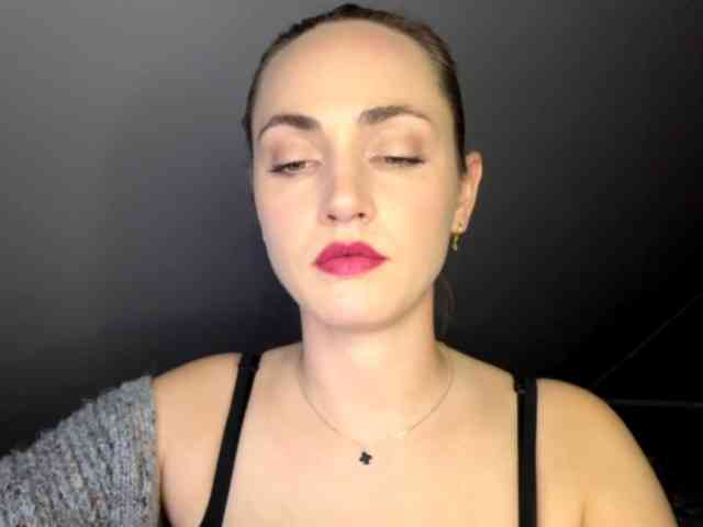 ScarlettXQueen webcam