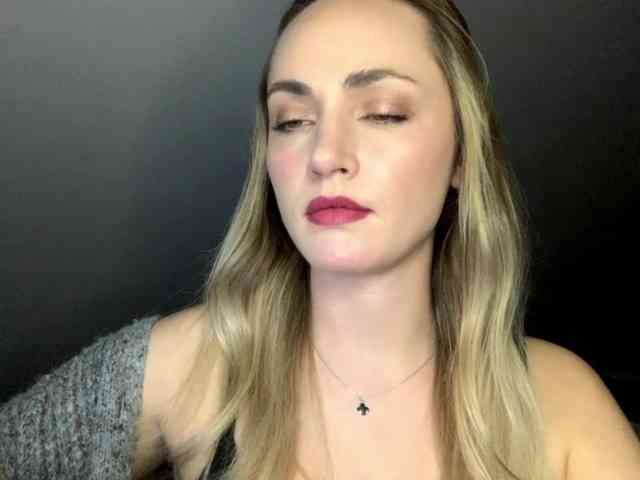 ScarlettXQueen webcam