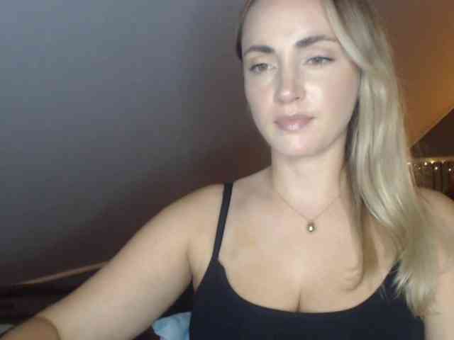 ScarlettXQueen webcam