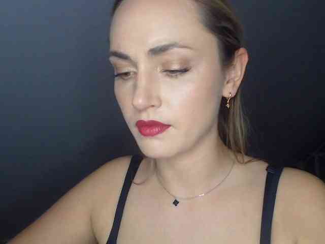 ScarlettXQueen webcam