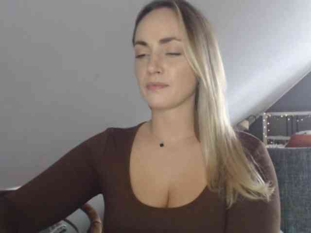 scarlettxqueen's live room