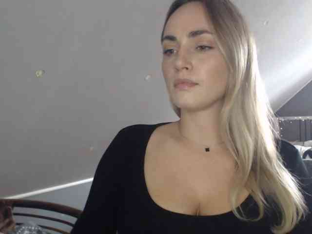 ScarlettXQueen webcam