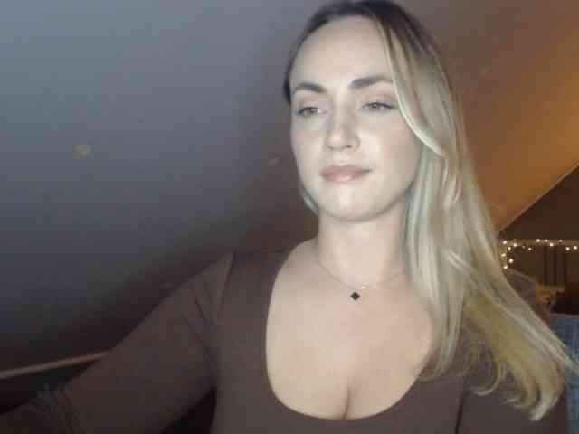 ScarlettXQueen webcam