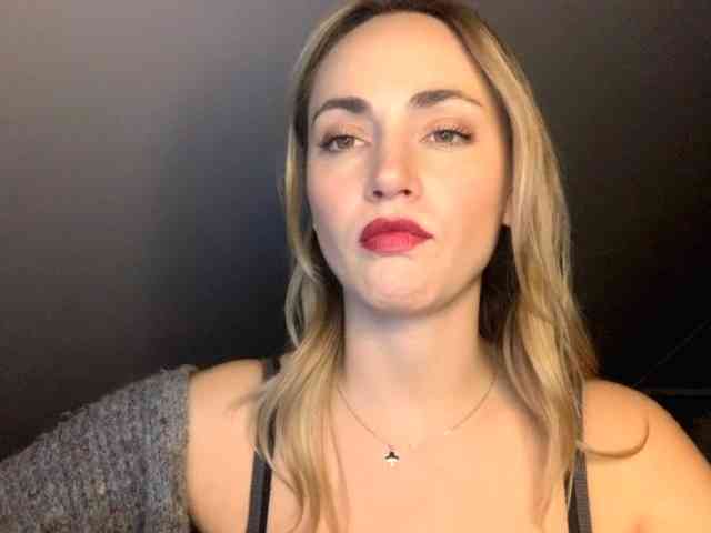 ScarlettXQueen webcam