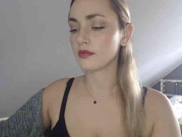 ScarlettXQueen webcam