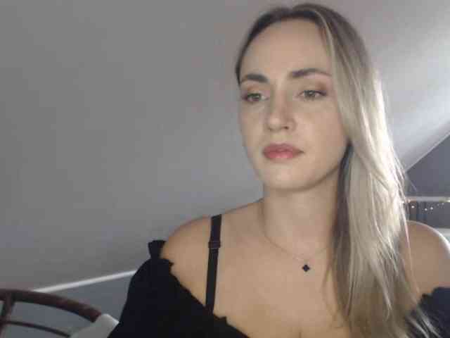 ScarlettXQueen webcam