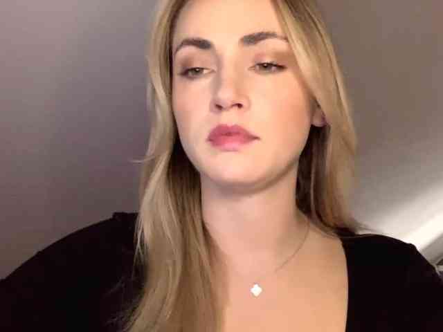 ScarlettXQueen webcam