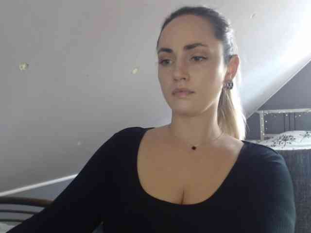 ScarlettXQueen webcam