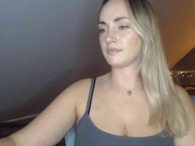 ScarlettXQueen webcam