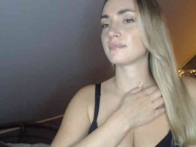 ScarlettXQueen webcam